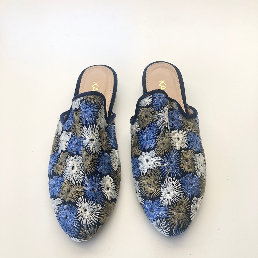 Kaanas Embroidered Navy Mule